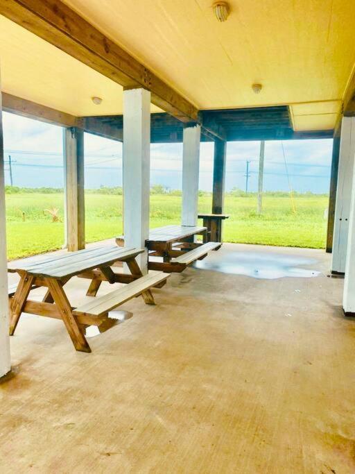 Sunny Delight - Sleeps 10 - Generous Space! Bolivar Peninsula Εξωτερικό φωτογραφία