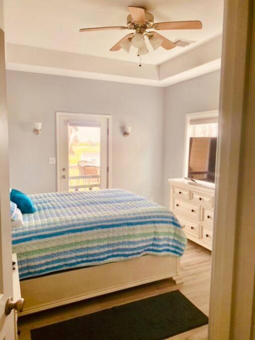 Sunny Delight - Sleeps 10 - Generous Space! Bolivar Peninsula Εξωτερικό φωτογραφία